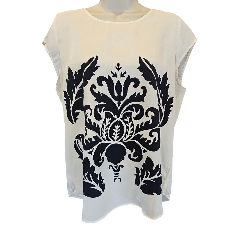 Pim Larkin size L cream black geometric sleevless career casual comfort top